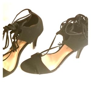 Christian Siriano black Heels
